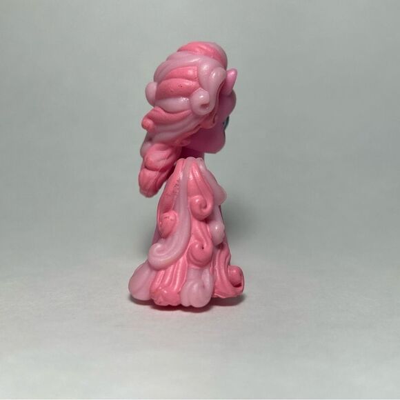 My Little Pony 2006 Ponyville Pinkie Pie Hasbro Figure MLP - Picture 6 of 7